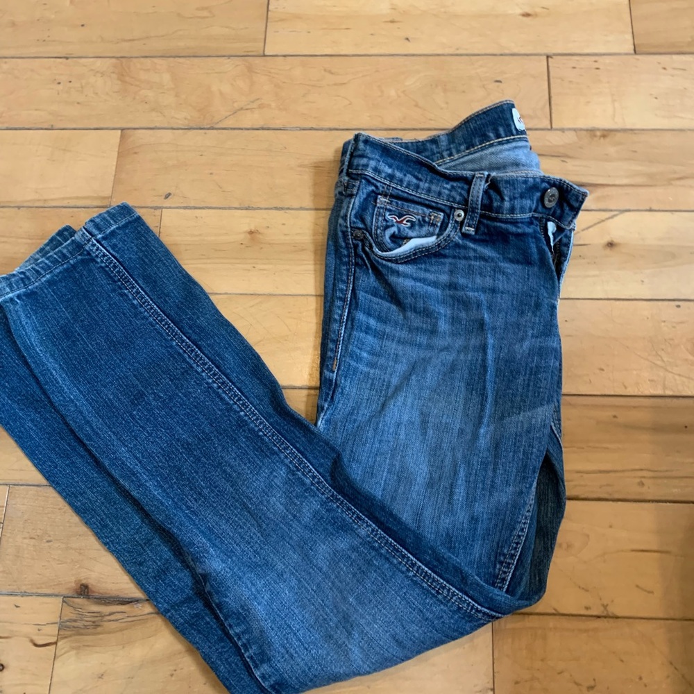 Low rise bootcut hollister size 1 jeans